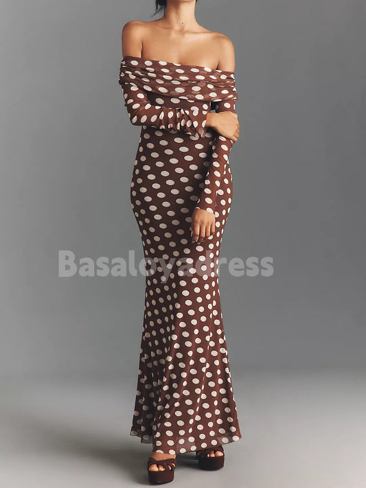 BDES00122 Polla Dot Long Sleeve Off-The-Shoulder Maxi Dress with Pleats