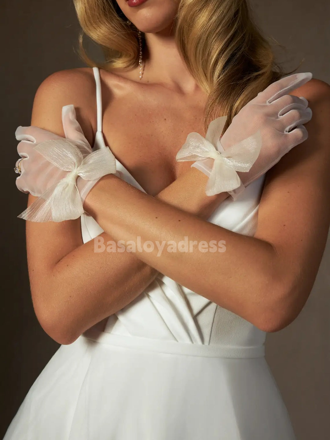 BWD00058 Light Ivory A-Line V-Neck Pleated Stretch Crepe Tulle Prom Dress Little White Knee-Length Wedding Dress