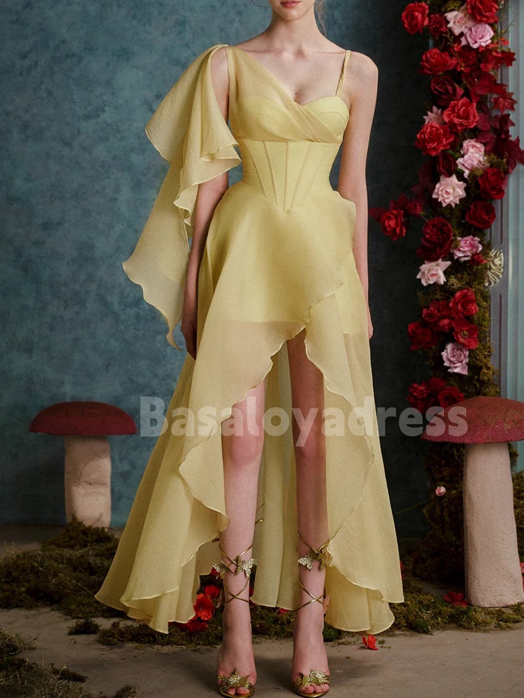 BDES00113 A-line Tulle Sexy Spaghetti Strap Prom Dresses Asymmetric Ruffled High-Low Organza Party Dress