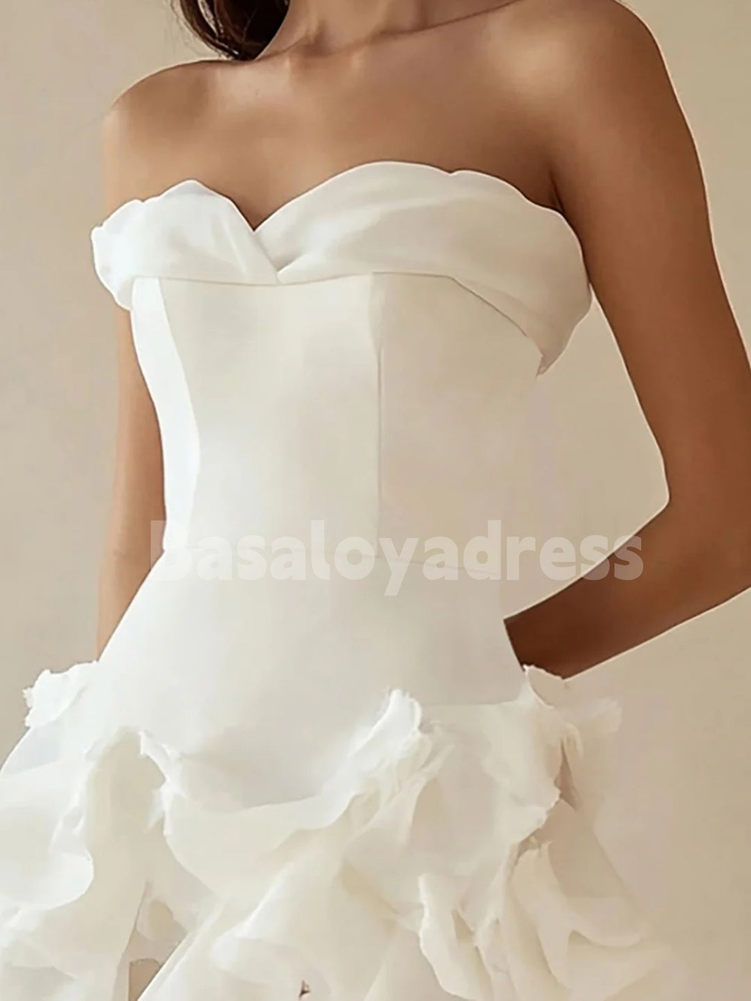 BSD00037 Sexy A-line Mini Homecoming Dresses Sweetheart Strapless Ruffled Little White Graduation Dress