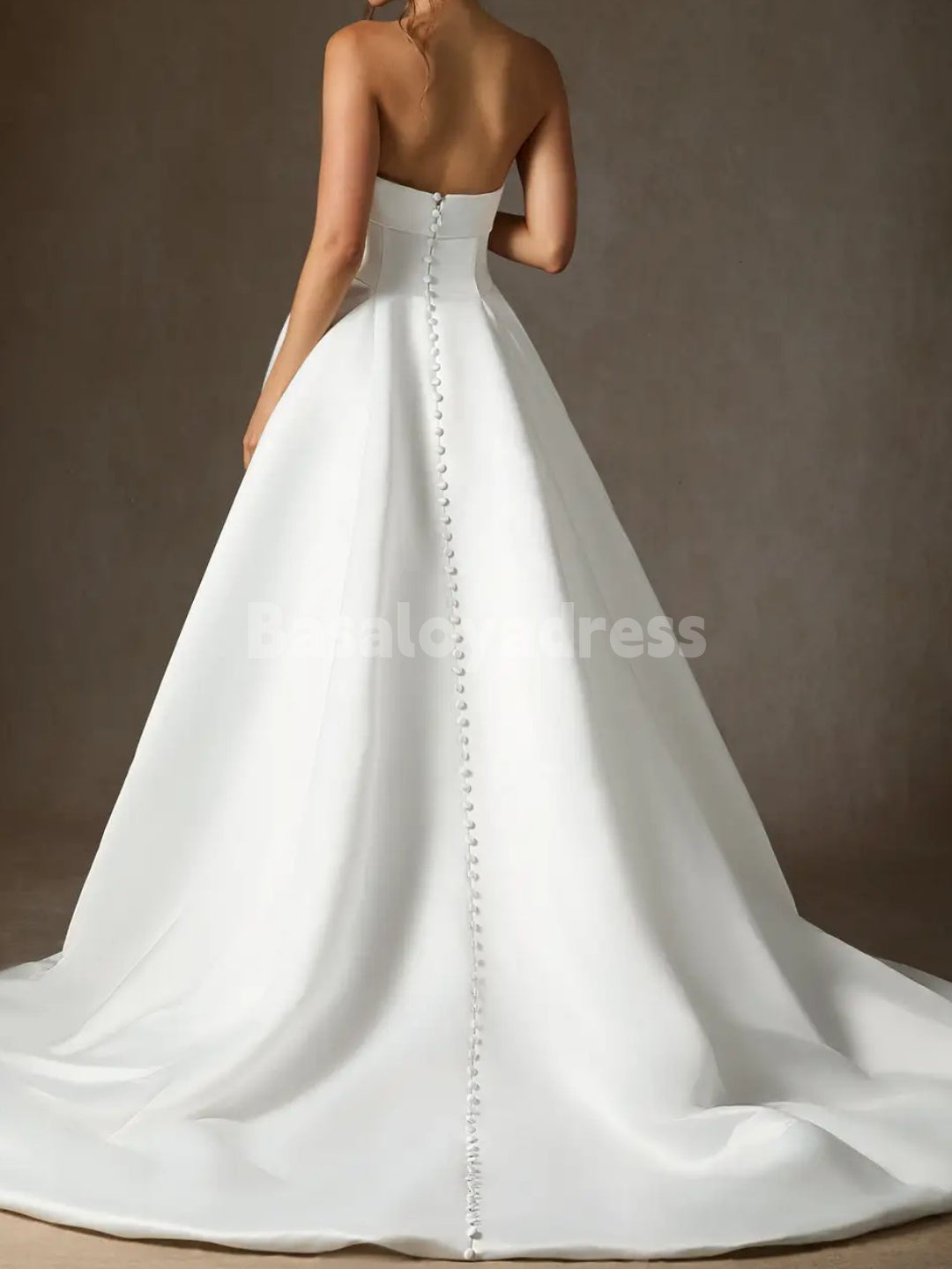 BWD00049 A-Line Strapless Sweetheart Satin Dress Basque-Waist Large Hem Wedding Gown
